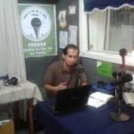 Salvador Rumián, haciendo su programa Folil Inchen